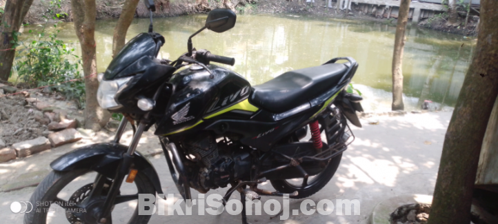 Honda livo